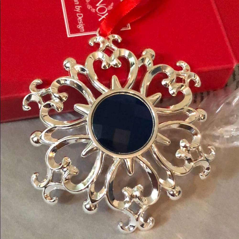 Lenox Bejeweled Snowflake Ornament Silverplate - Picture 1 of 6